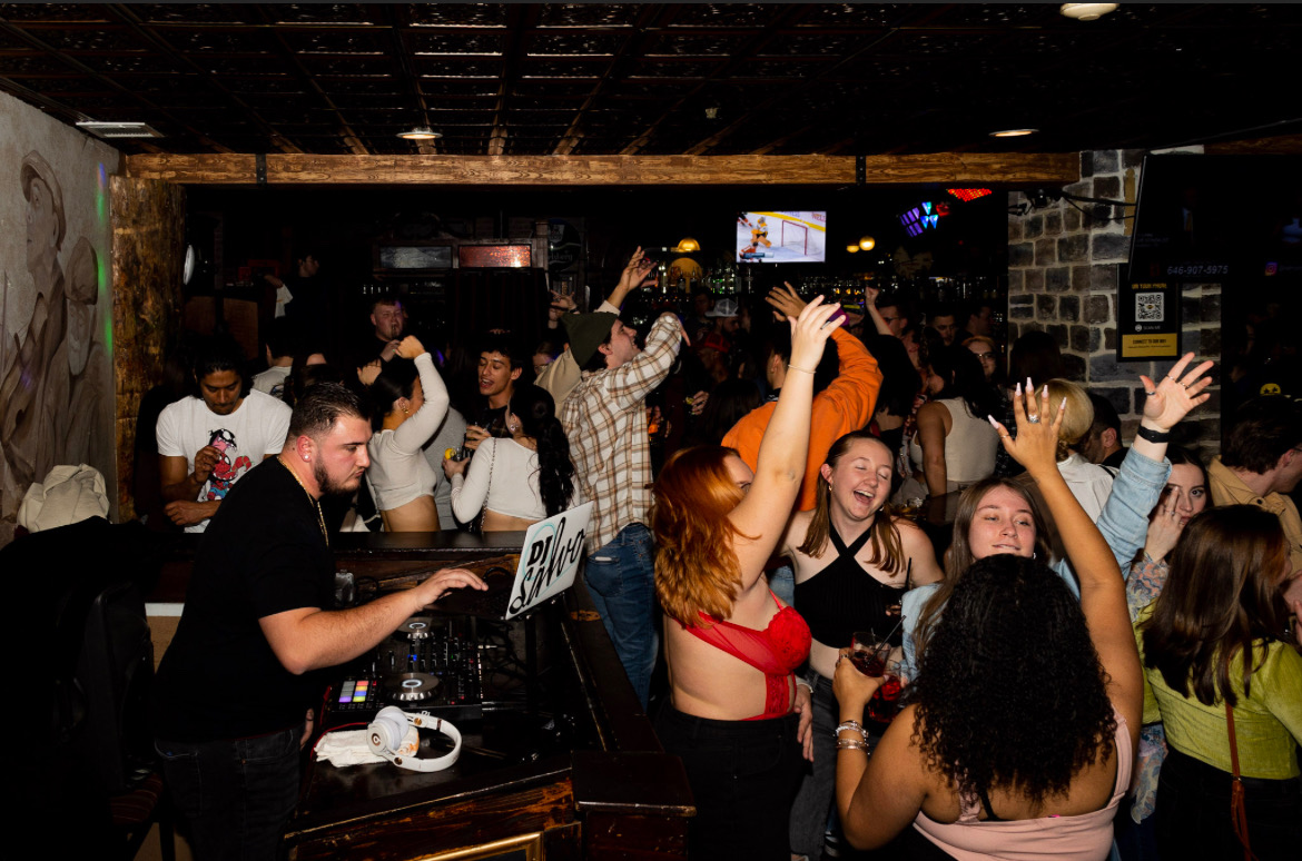 dj salvo at a bar